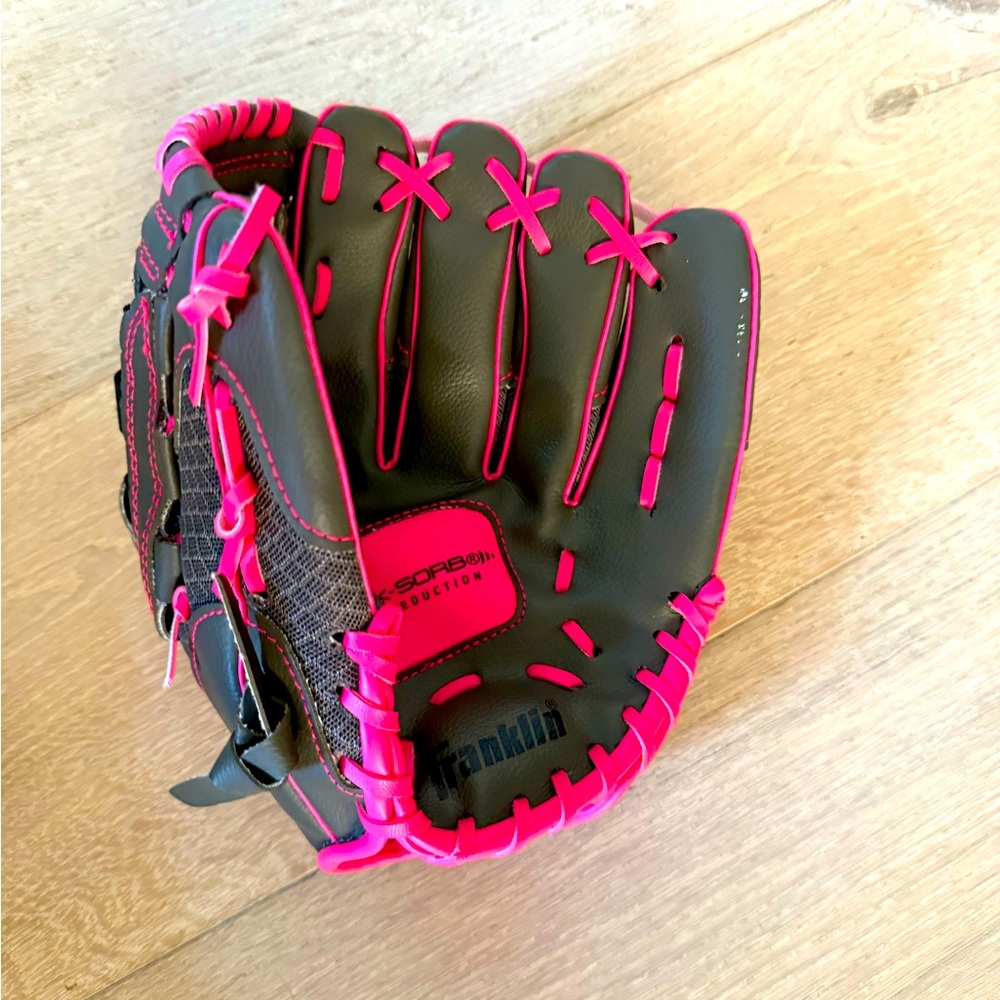 NWOT Franklin Sports Youth Teeball Glove